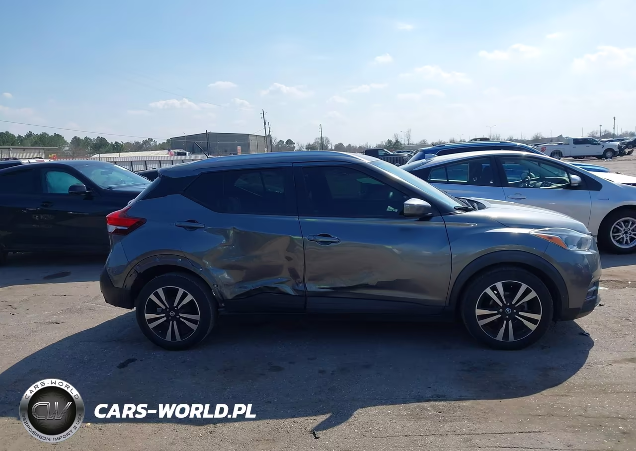 2020 Nissan Kicks Sv Xtronic Cvt VIN:3N1CP5CV1LL498118 - 13