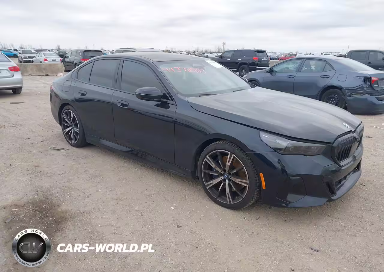 2025 BMW 550E xDrive