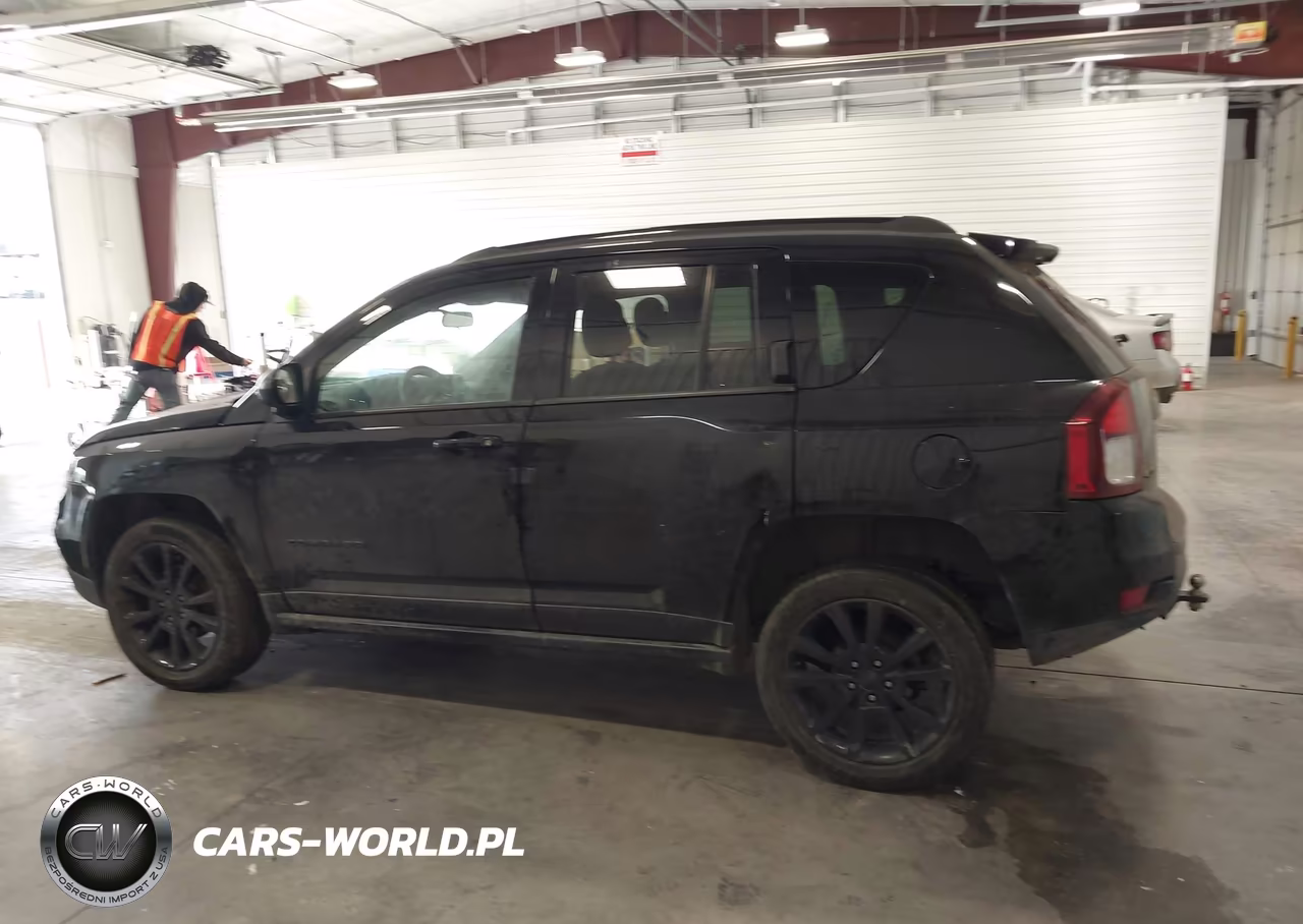 2015 Jeep Compass Altitude Edition VIN:1C4NJDBB6FD323785 - 14