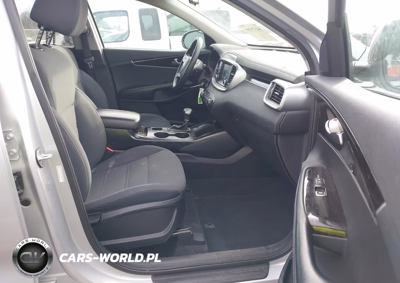 2020 Kia Sorento 2.4L L VIN:5XYPG4A31LG644194 - 5