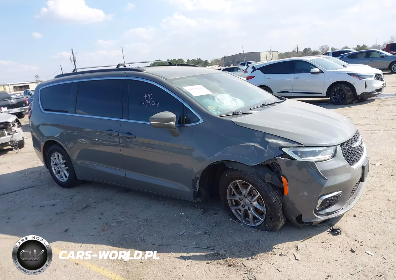 2022 Chrysler Pacifica Touring L VIN:2C4RC1BG9NR177996 - 13