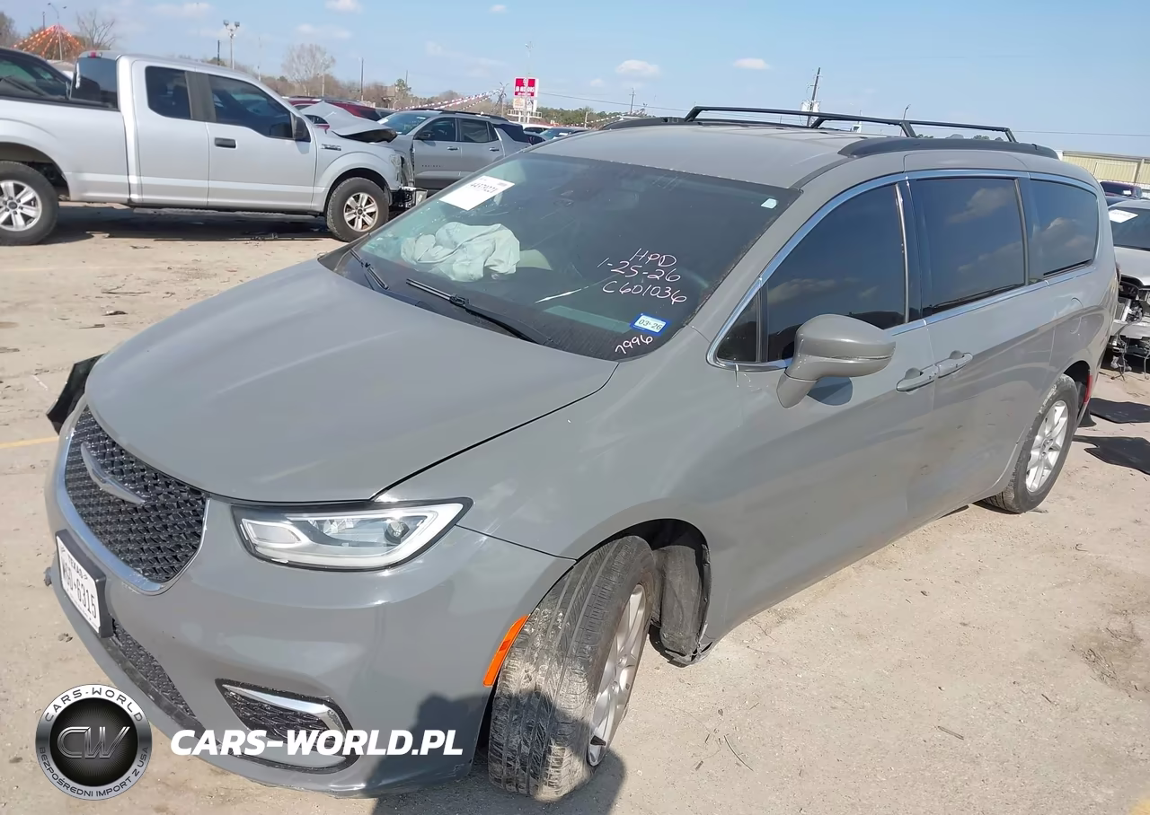 2022 Chrysler Pacifica Touring L VIN:2C4RC1BG9NR177996 - 2