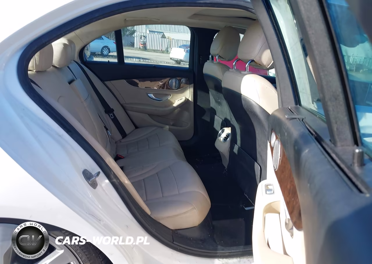 2018 Mercedes-Benz C 350E VIN:55SWF4HB1JU272144 - 8