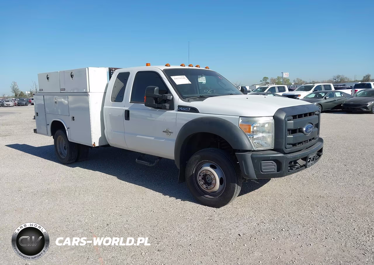 2014 Ford F-550 Chassis Xl
