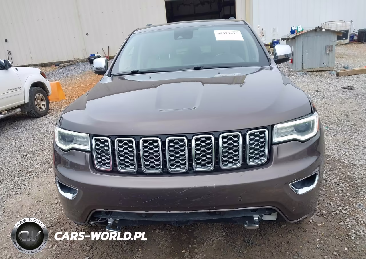 2017 Jeep Grand Cherokee Overland 4X2 VIN:1C4RJECG1HC838283 - 12