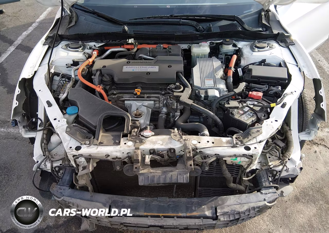 2017 Honda Accord Hybrid Touring VIN:JHMCR6F75HC028296 - 10
