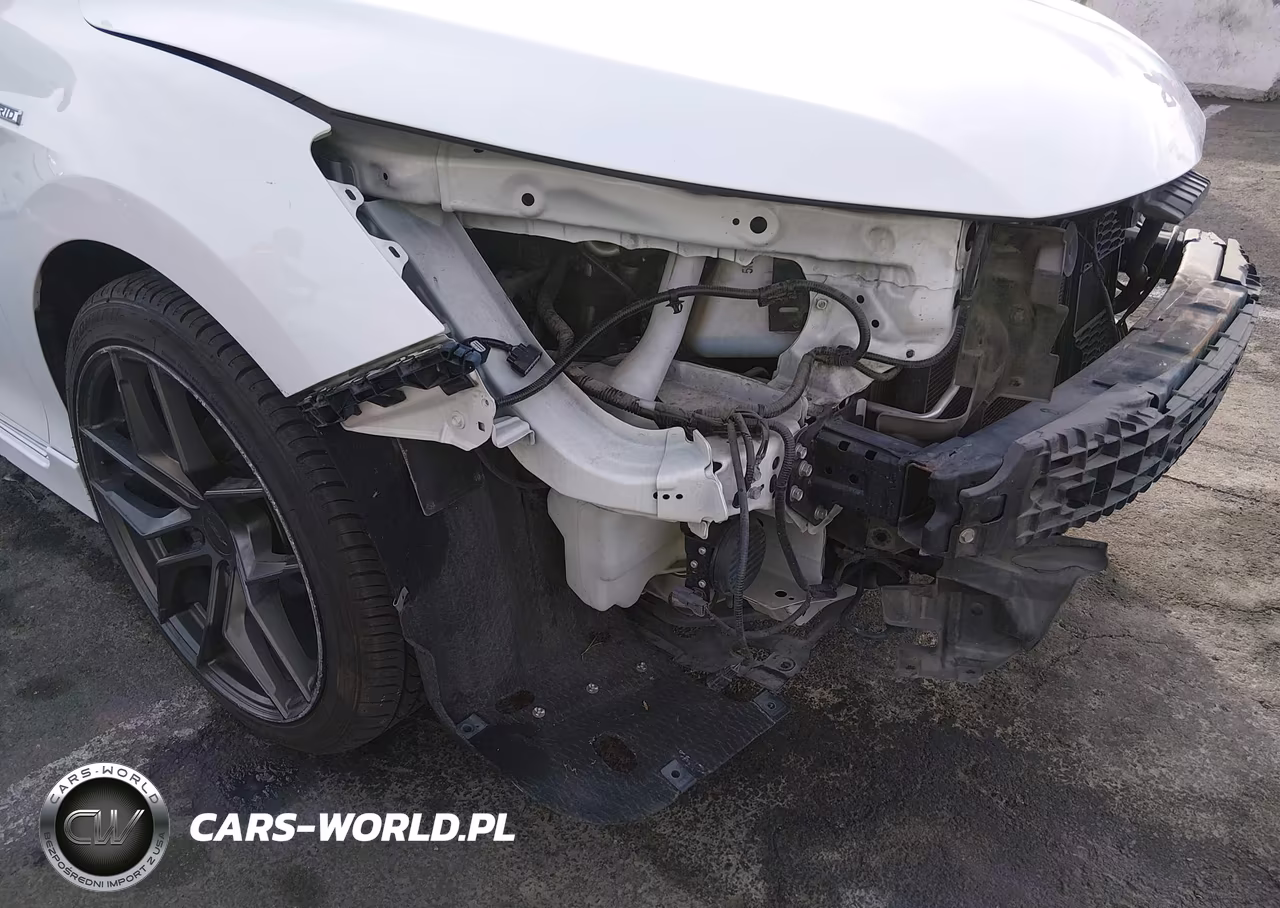 2017 Honda Accord Hybrid Touring VIN:JHMCR6F75HC028296 - 18