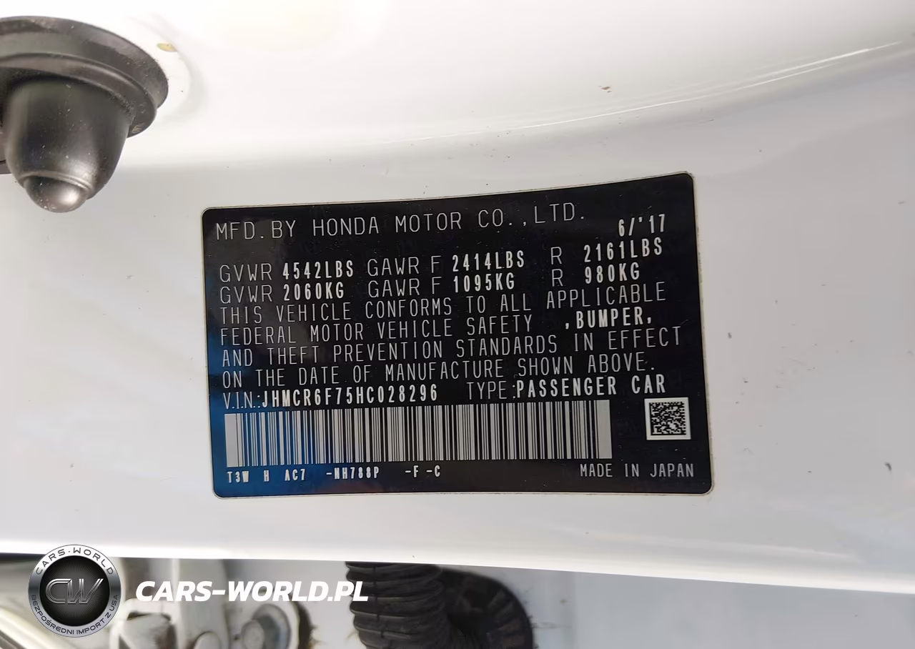 2017 Honda Accord Hybrid Touring VIN:JHMCR6F75HC028296 - 9