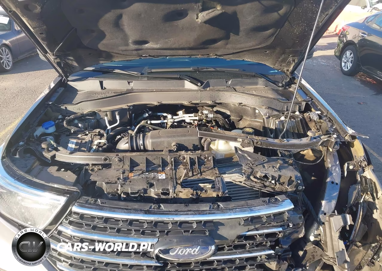 2022 Ford Explorer Xlt VIN:1FMSK8DHXNGA31140 - 10