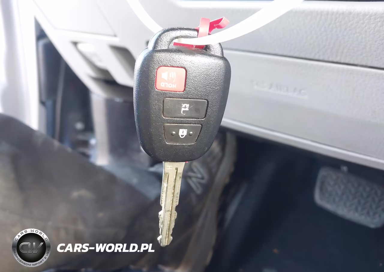 2019 Toyota Highlander Le VIN:5TDZARFH9KS053978 - 11