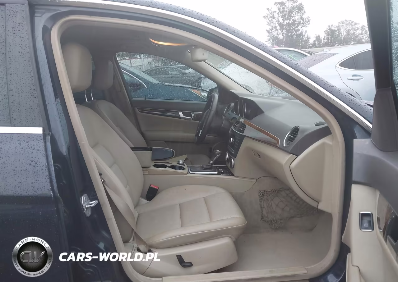 2013 Mercedes-Benz C 250 Sport VIN:WDDGF4HB8DA840737 - 5