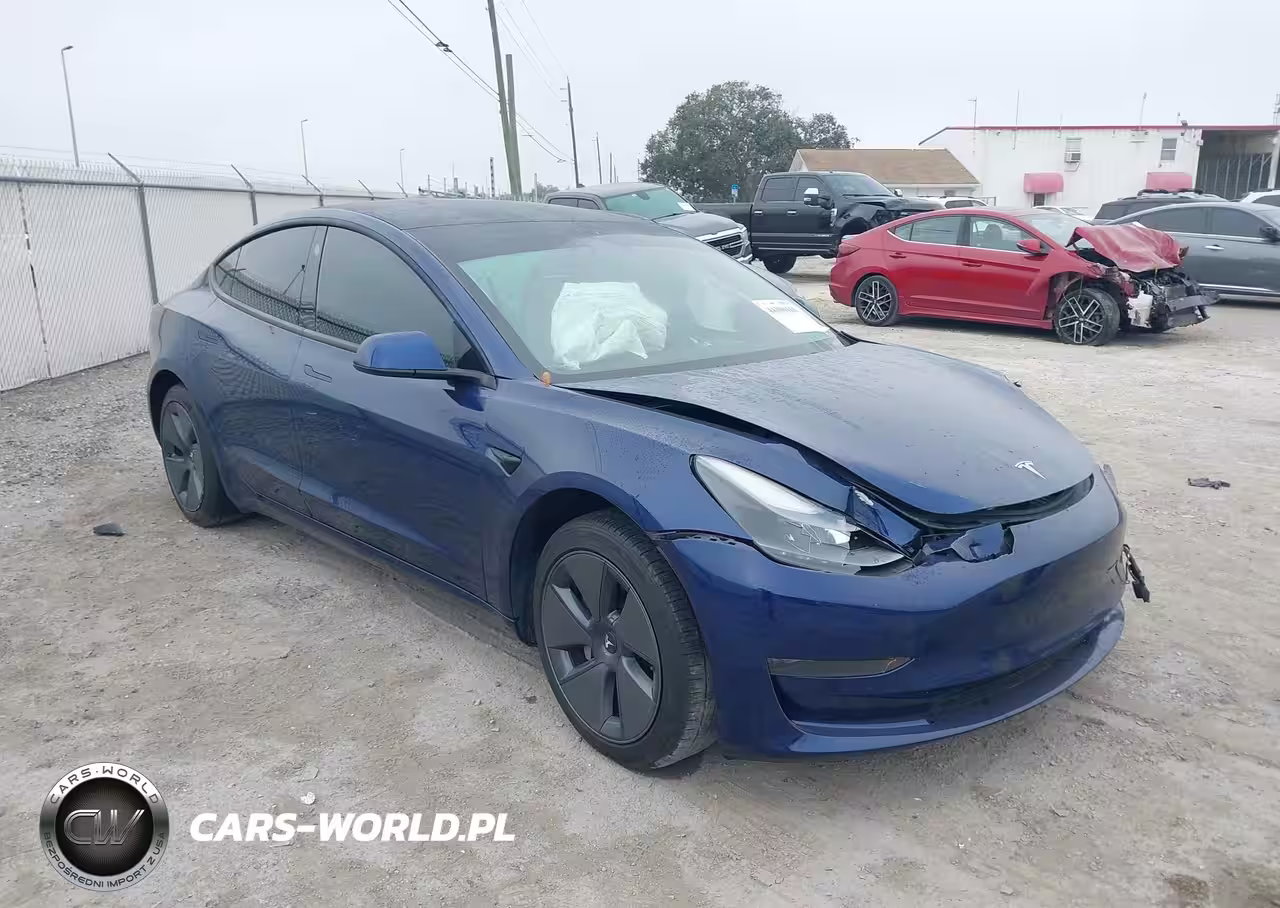 2022 Tesla Model 3 Rear-Wheel Drive