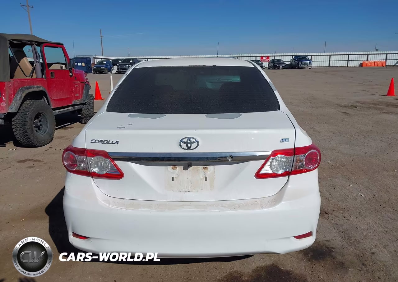 2013 Toyota Corolla Le VIN:5YFBU4EE0DP123415 - 17