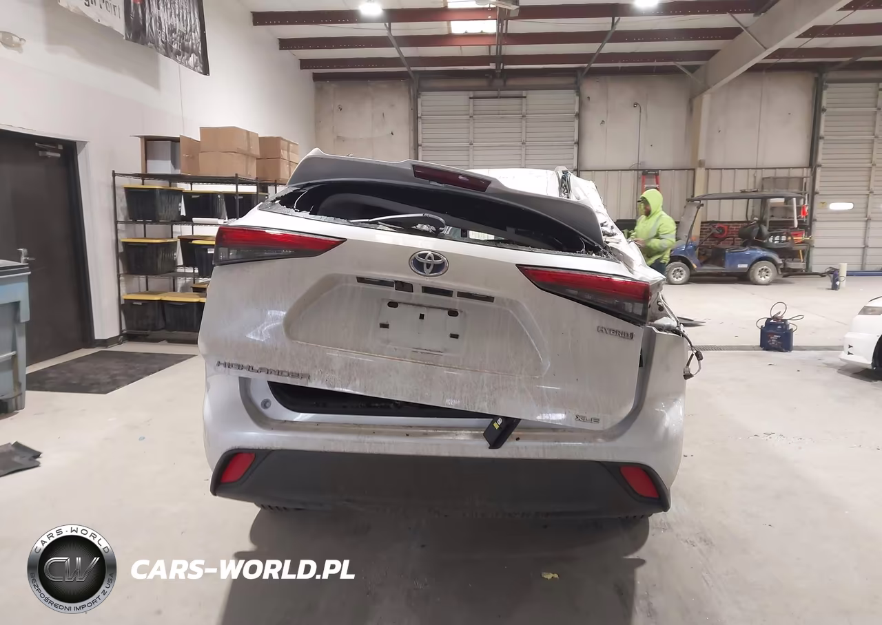 2023 Toyota Highlander Hybrid Xle VIN:5TDKBRCHXPS117083 - 16