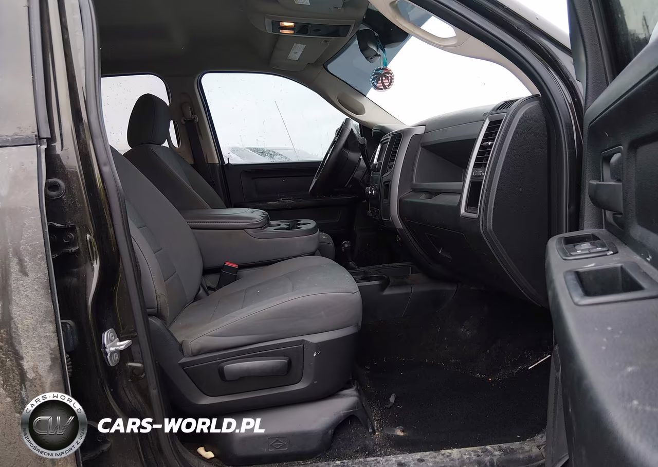 2014 Ram 2500 Tradesman VIN:3C6UR5CLXEG300021 - 5
