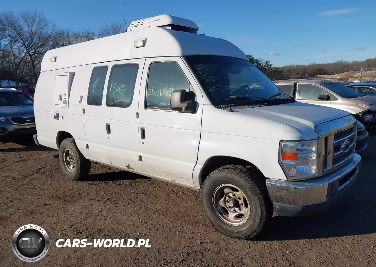 2011 Ford E-350 Super Duty Commercial