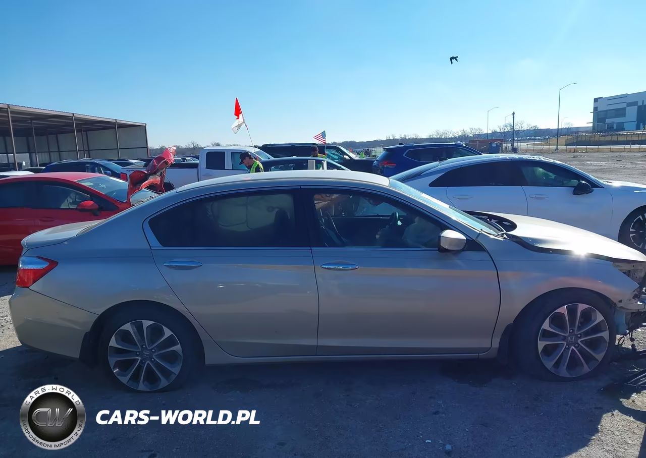2013 Honda Accord Sport VIN:1HGCR2F50DA141105 - 14