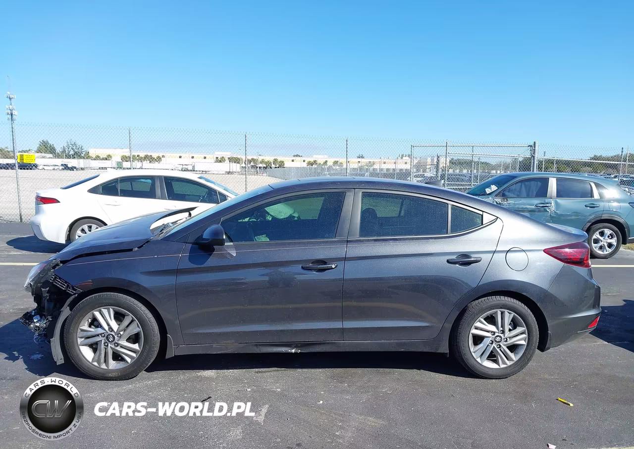 2020 Hyundai Elantra Value Edition VIN:5NPD84LFXLH558205 - 14