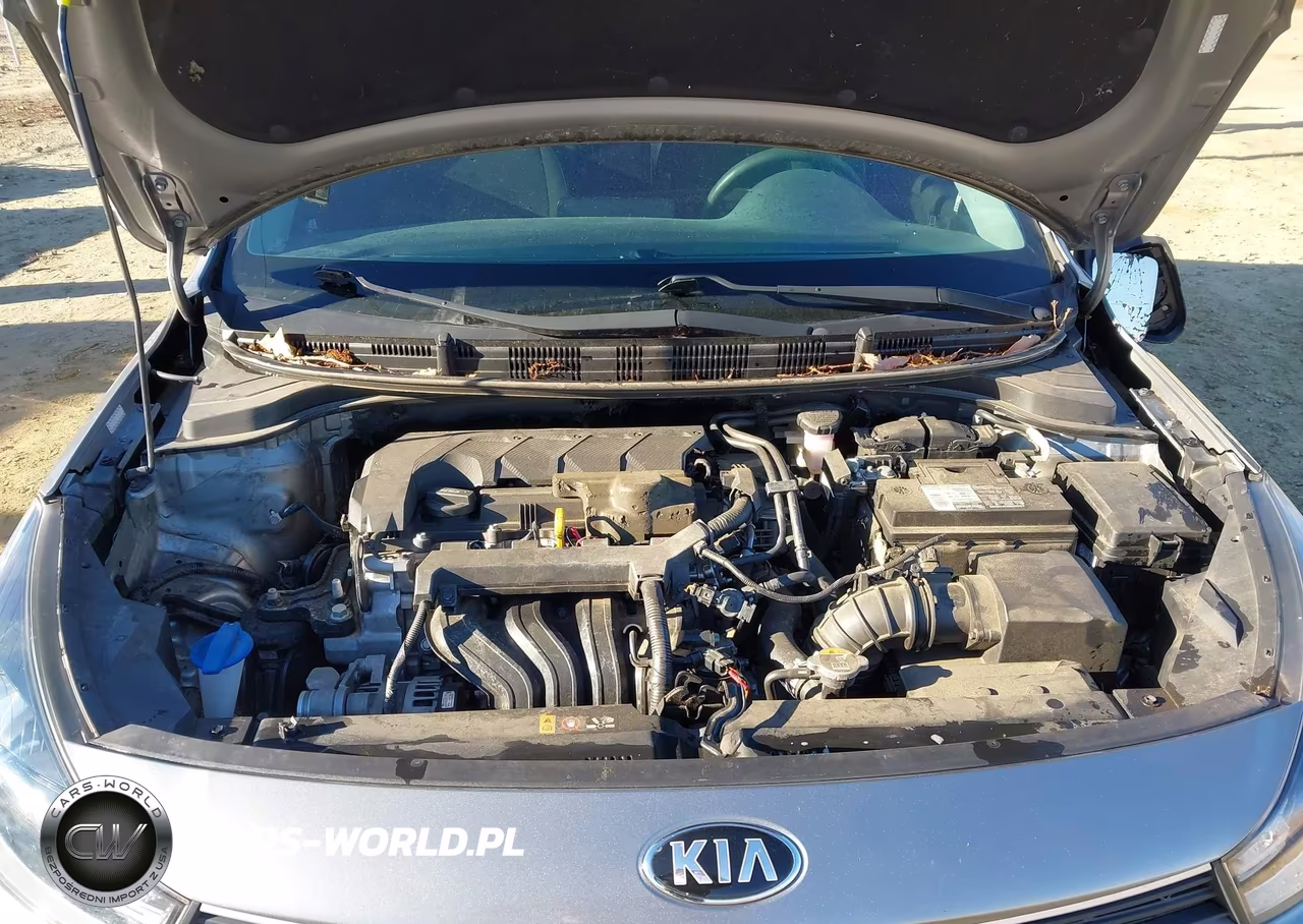 2021 Kia Rio 5-Door S VIN:3KPA25AD0ME375882 - 10