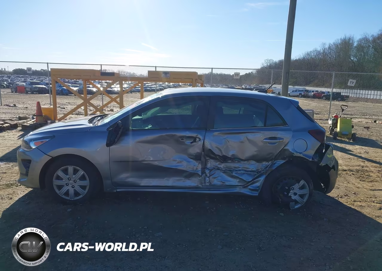 2021 Kia Rio 5-Door S VIN:3KPA25AD0ME375882 - 14