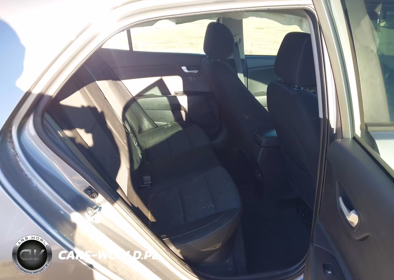 2021 Kia Rio 5-Door S VIN:3KPA25AD0ME375882 - 8