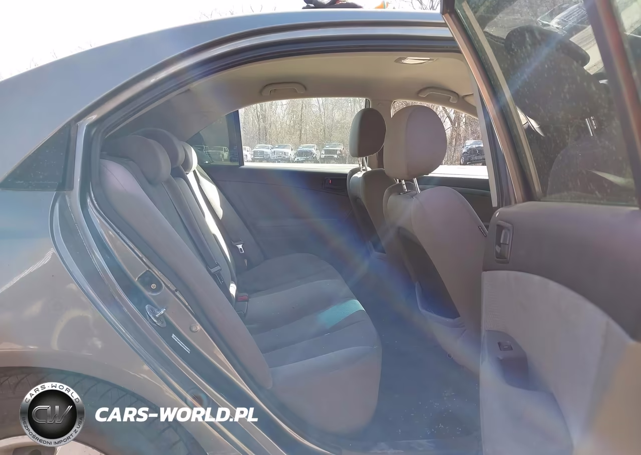 2010 Hyundai Sonata Gls VIN:5NPET4AC5AH588480 - 8