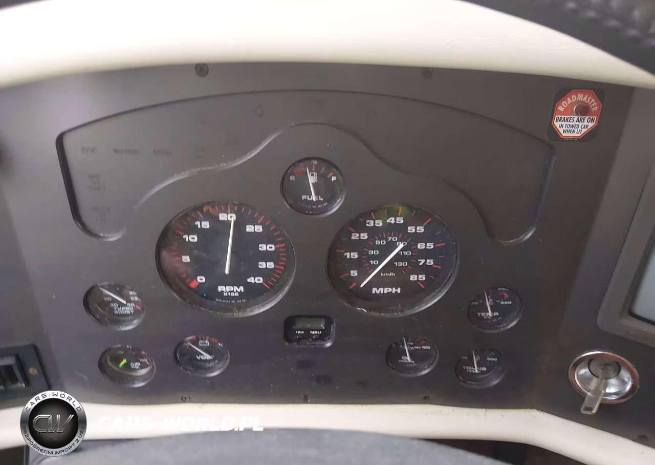 2001 Roadmaster Rail Executive Signature VIN:1RF12061911010691 - 7