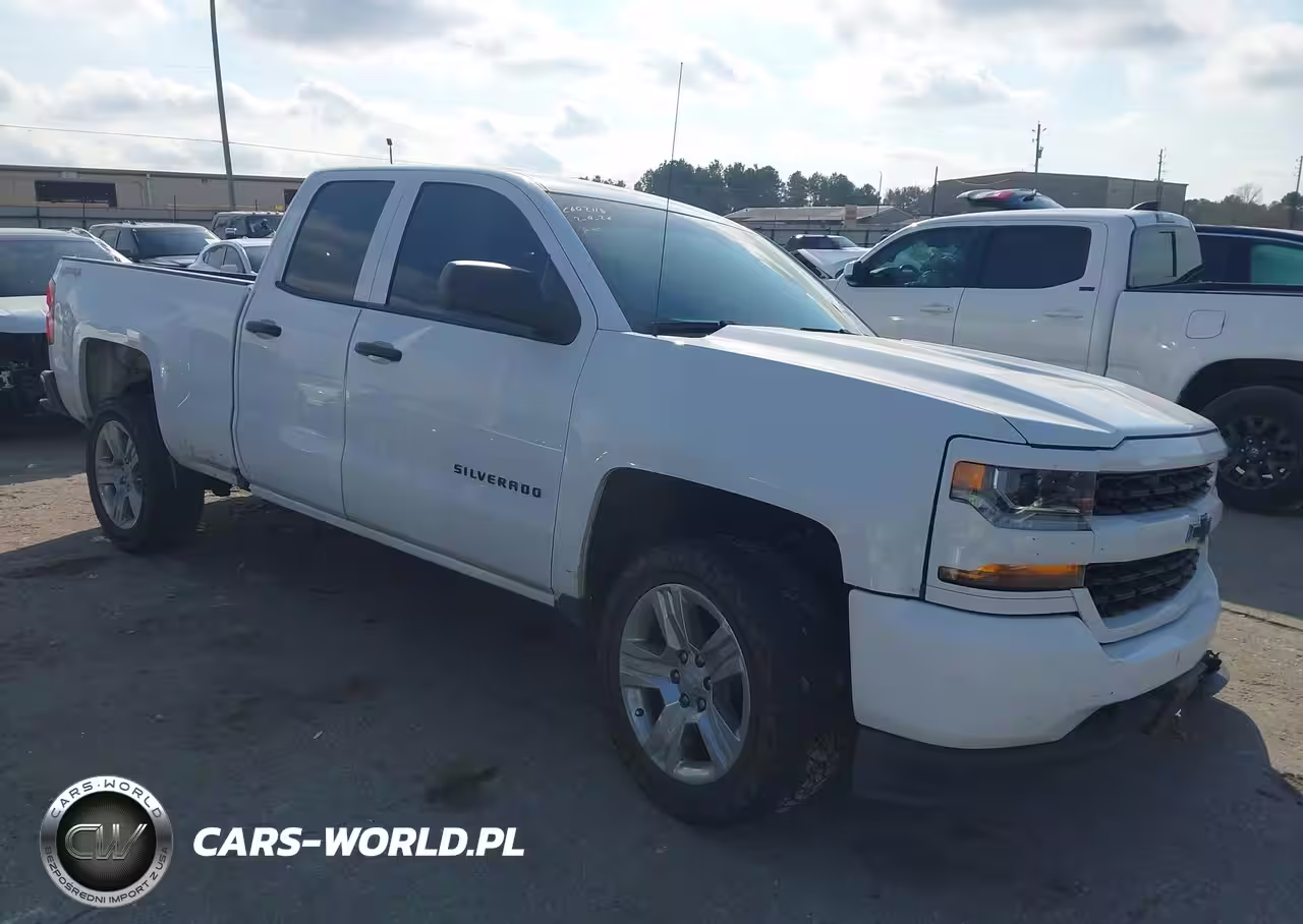 2017 Chevrolet Silverado 1500 Custom