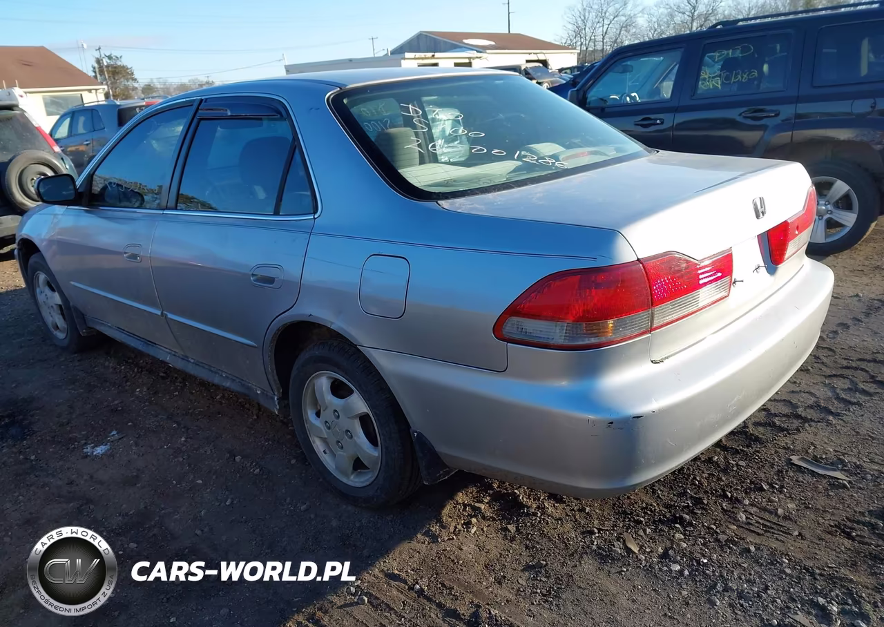 2001 Honda Accord Value Package VIN:1HGCF86641A076145 - 3