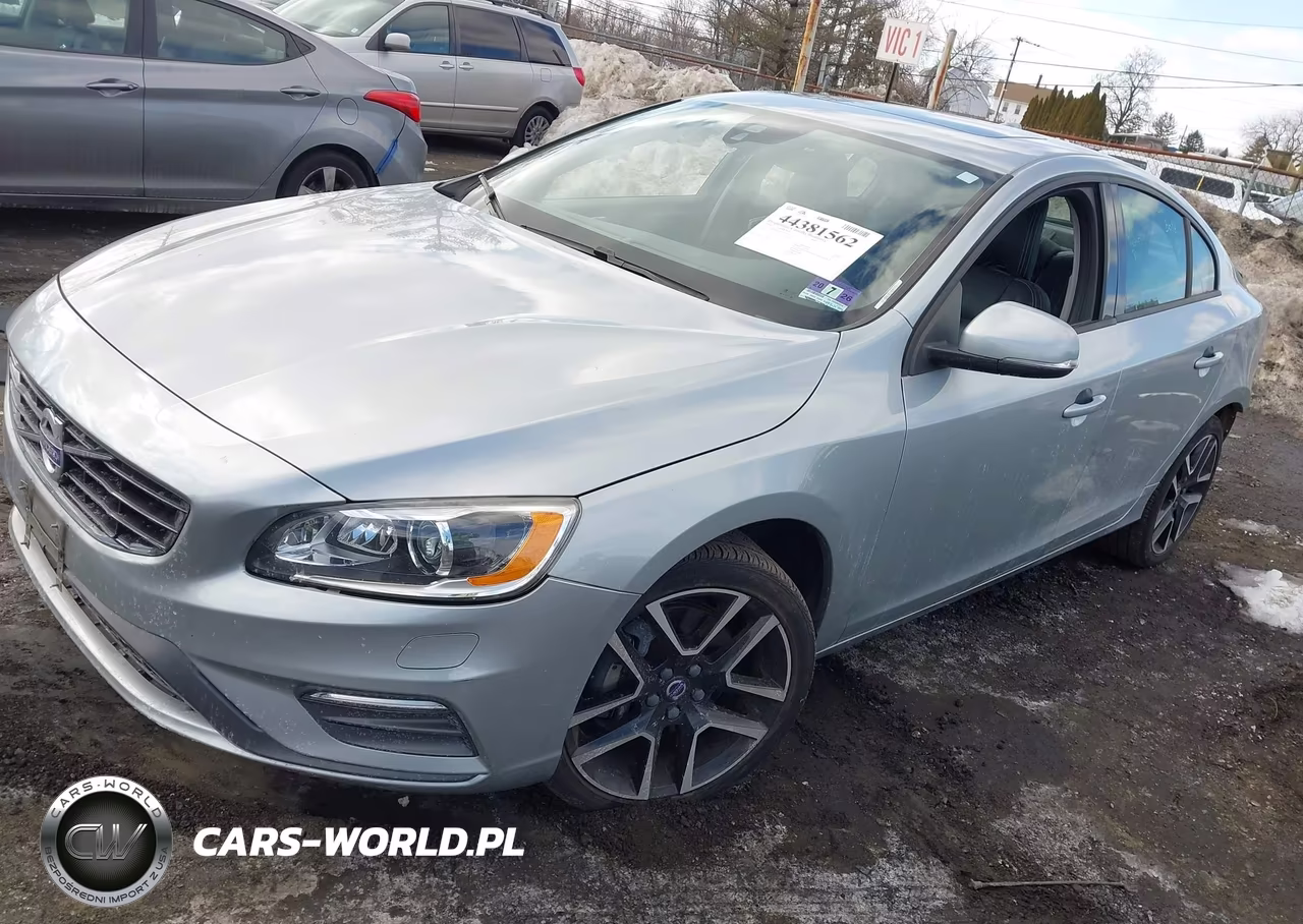 2018 Volvo S60 T5 Dynamic VIN:YV140MTL9J2456528 - 2