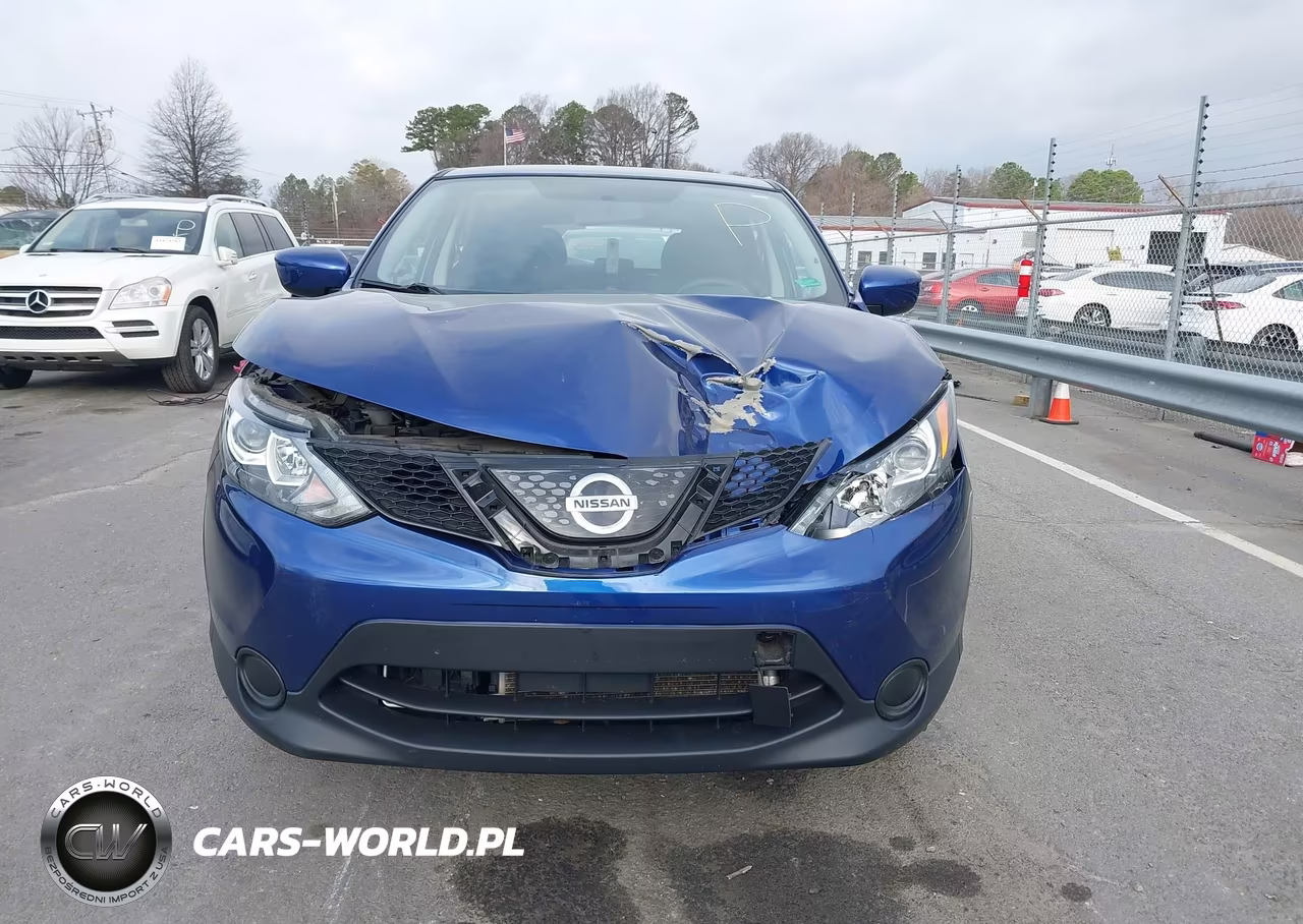 2018 Nissan Rogue Sport S VIN:JN1BJ1CP0JW187813 - 13