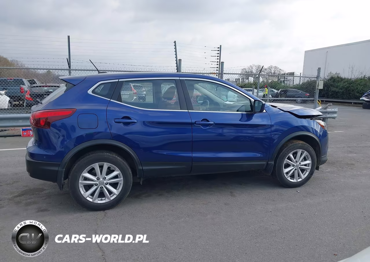 2018 Nissan Rogue Sport S VIN:JN1BJ1CP0JW187813 - 14