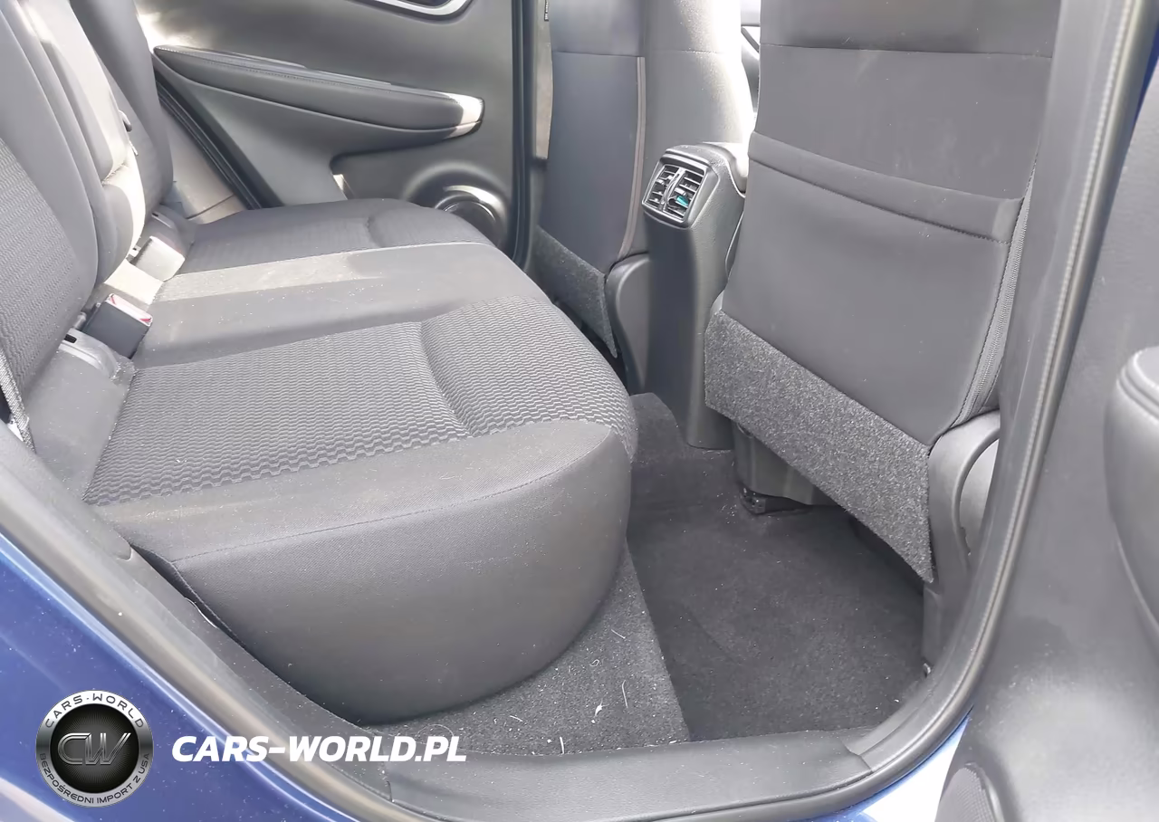 2018 Nissan Rogue Sport S VIN:JN1BJ1CP0JW187813 - 8