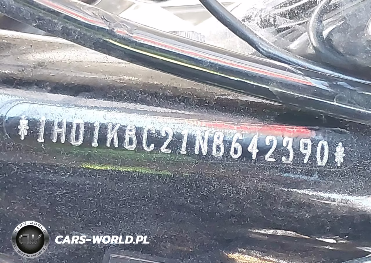 2022 Harley-Davidson Flhx VIN:1HD1KBC21NB642390 - 10