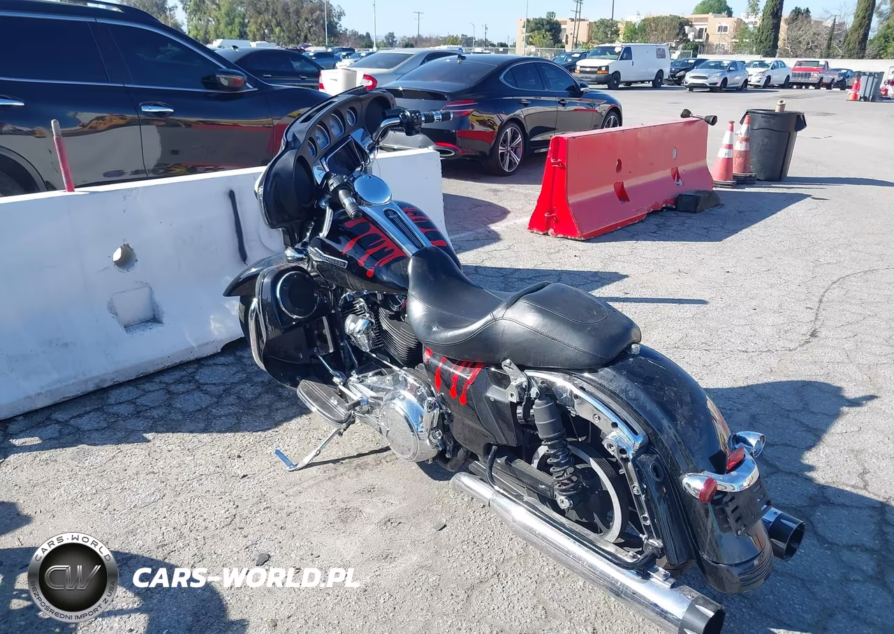 2022 Harley-Davidson Flhx VIN:1HD1KBC21NB642390 - 3