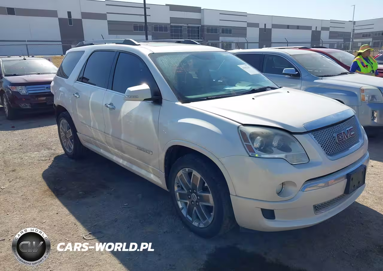 2011 GMC Acadia Denali
