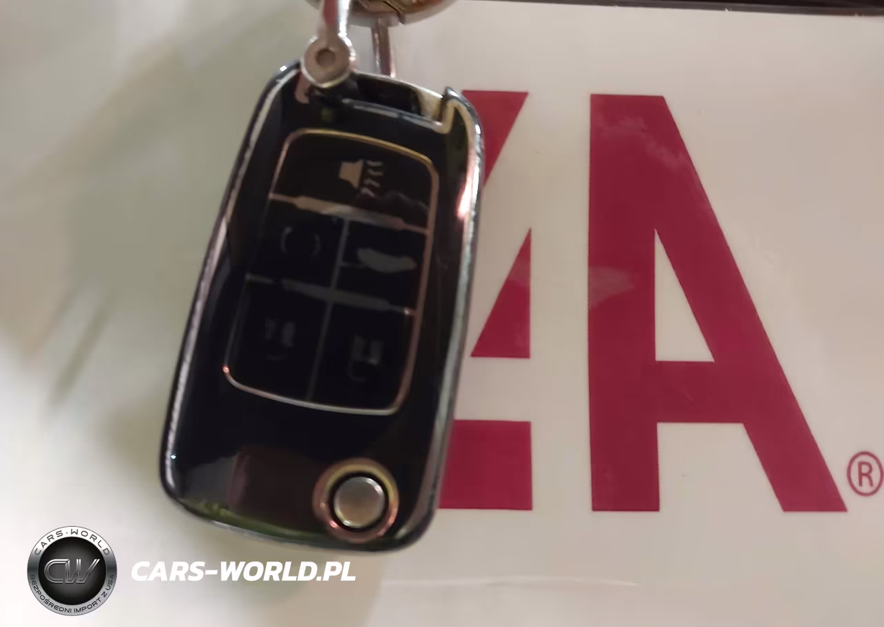 2010 Buick Lacrosse Cxs VIN:1G4GE5EV9AF310384 - 11