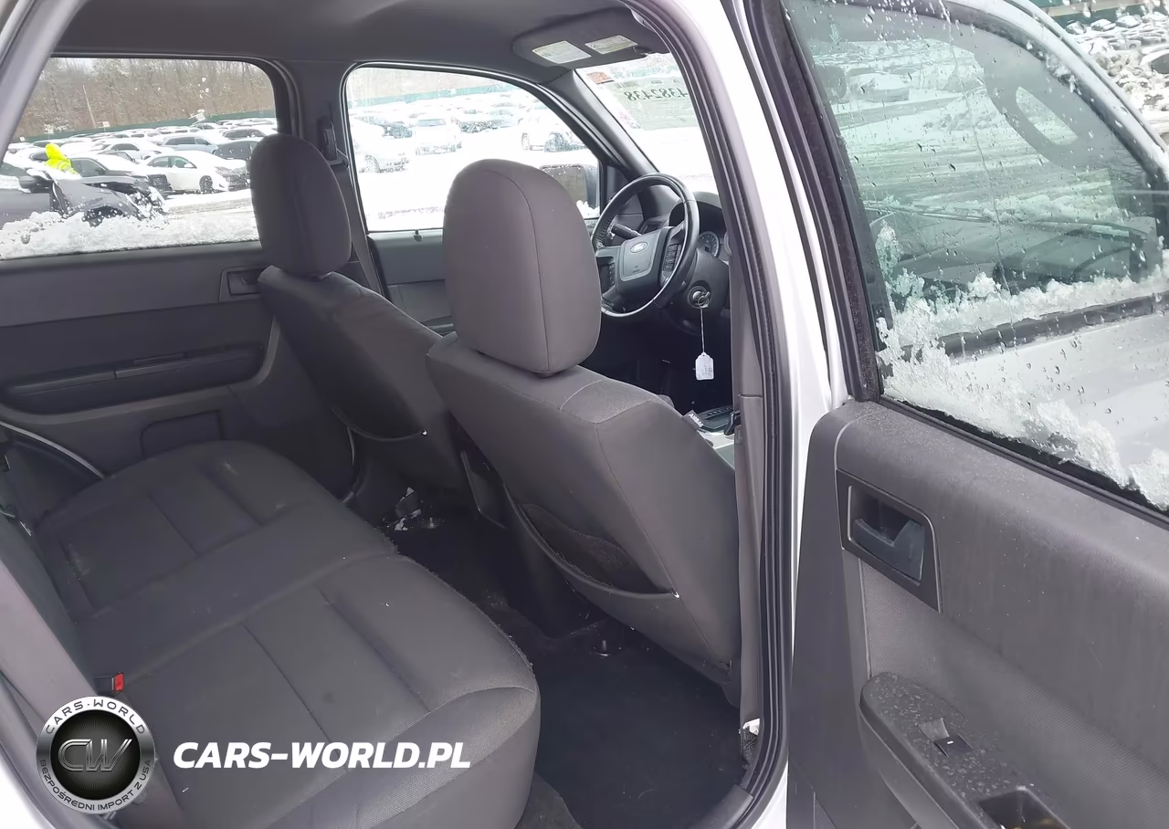 2011 Ford Escape Xlt VIN:1FMCU0D75BKC01887 - 8