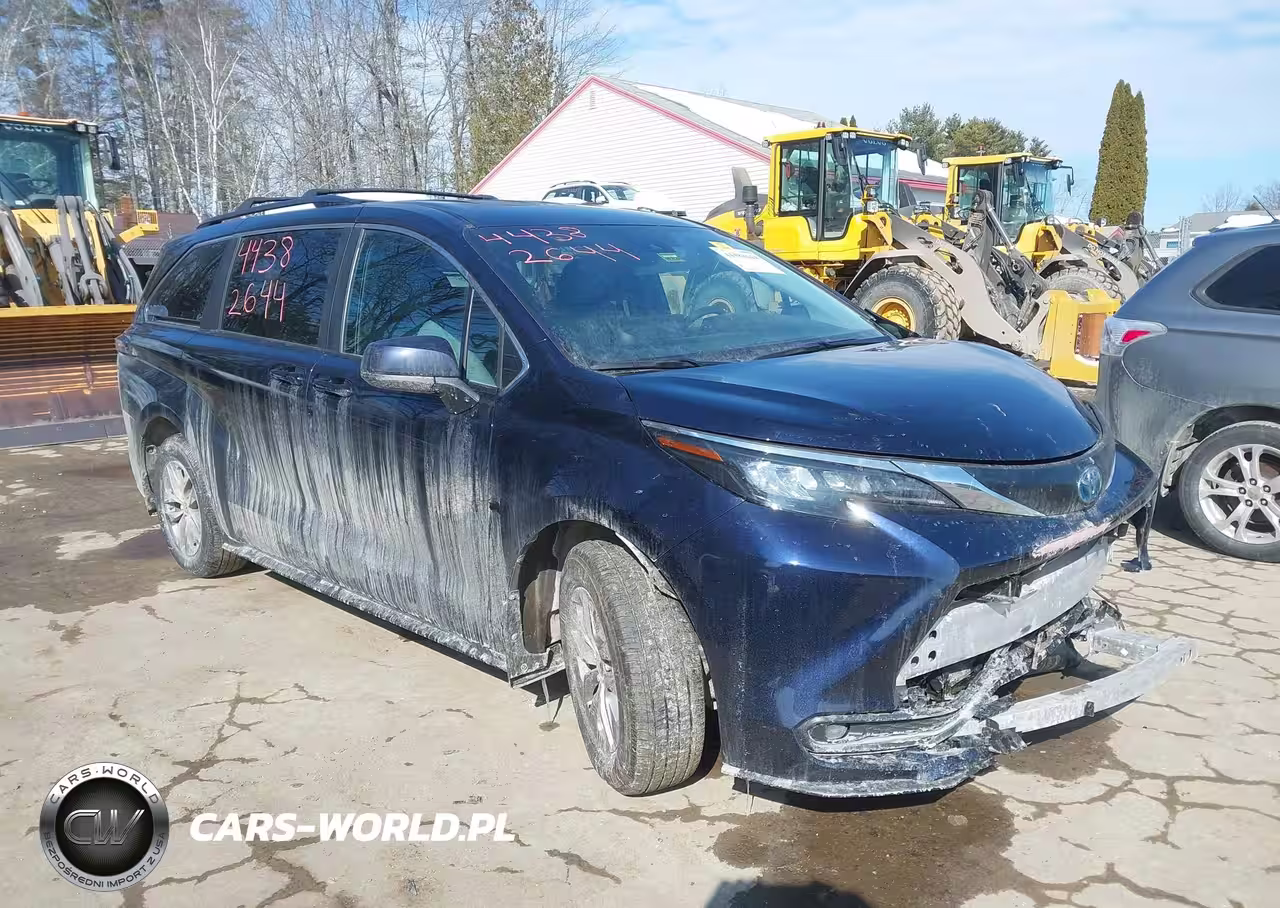 2025 Toyota Sienna Le