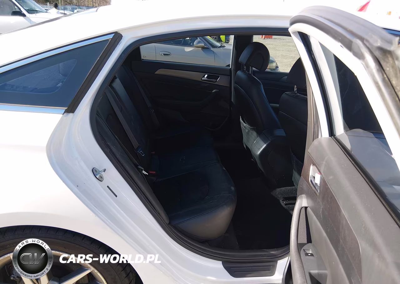2017 Hyundai Sonata Sport 2.0T VIN:5NPE34AB4HH465402 - 8