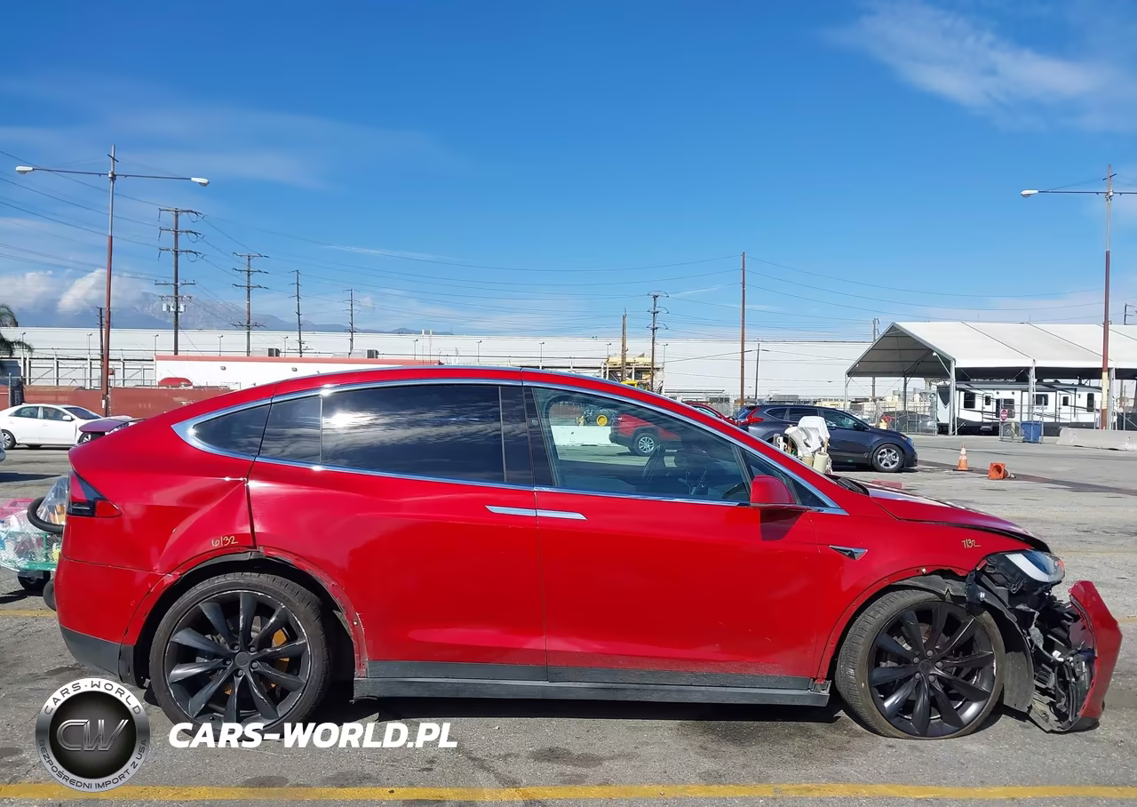 2018 Tesla Model X 100D-75D-P100D VIN:5YJXCBE22JF139707 - 14