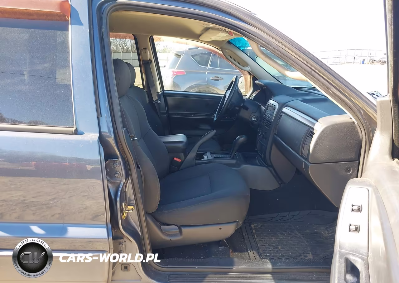 2004 Jeep Grand Cherokee Laredo VIN:1J4GW48S34C332930 - 5