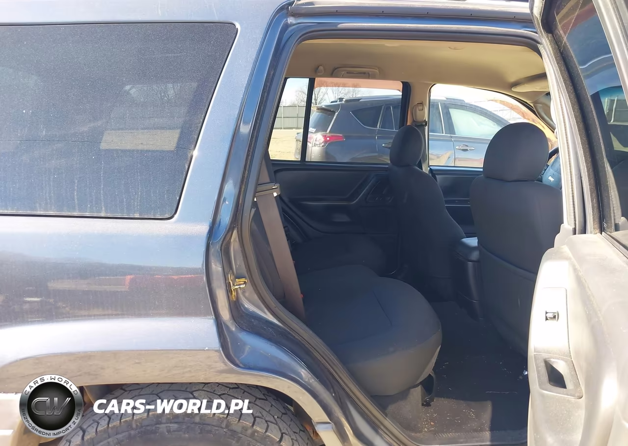 2004 Jeep Grand Cherokee Laredo VIN:1J4GW48S34C332930 - 8