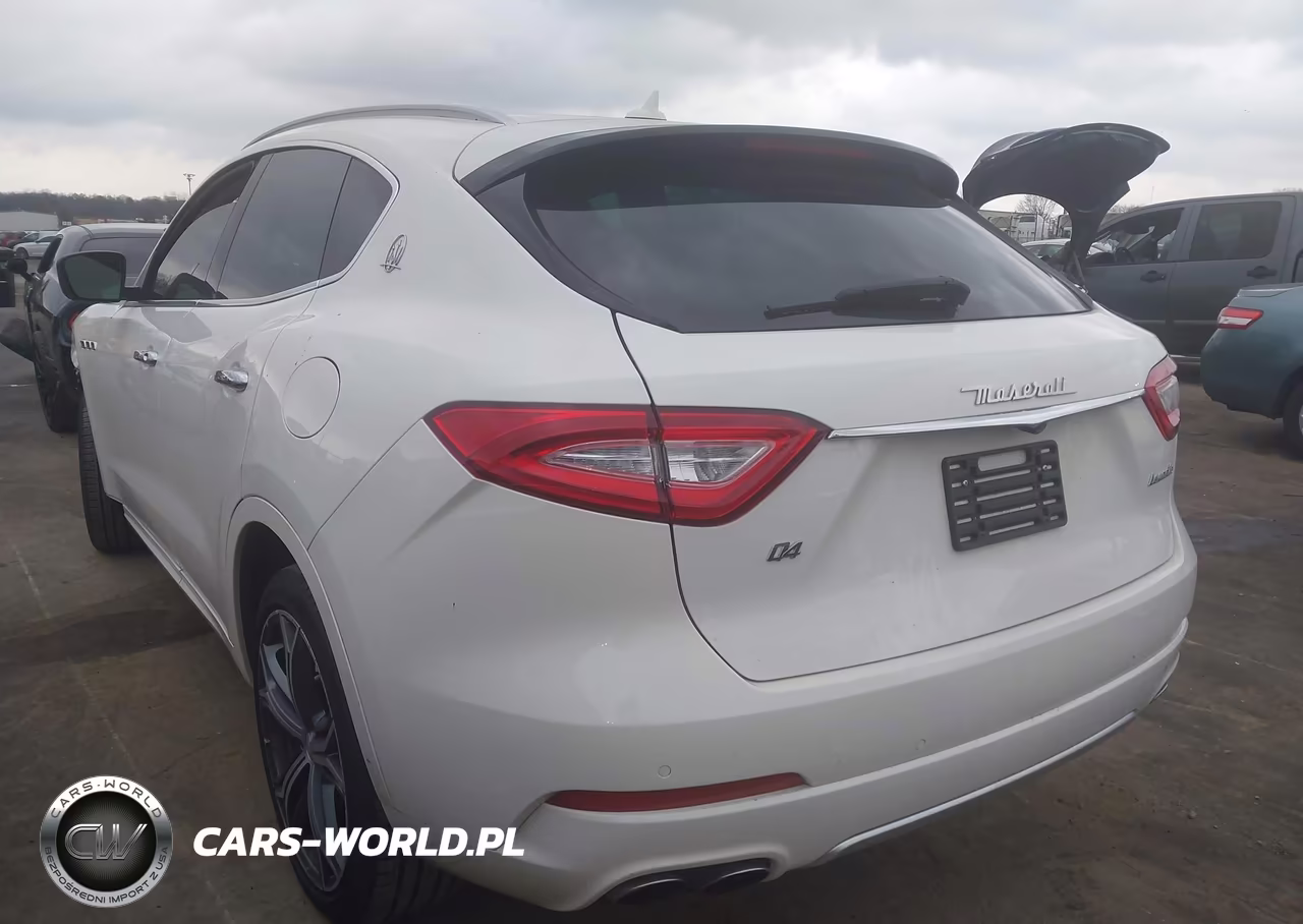 2017 Maserati Levante VIN:ZN661XUL1HX248182 - 3
