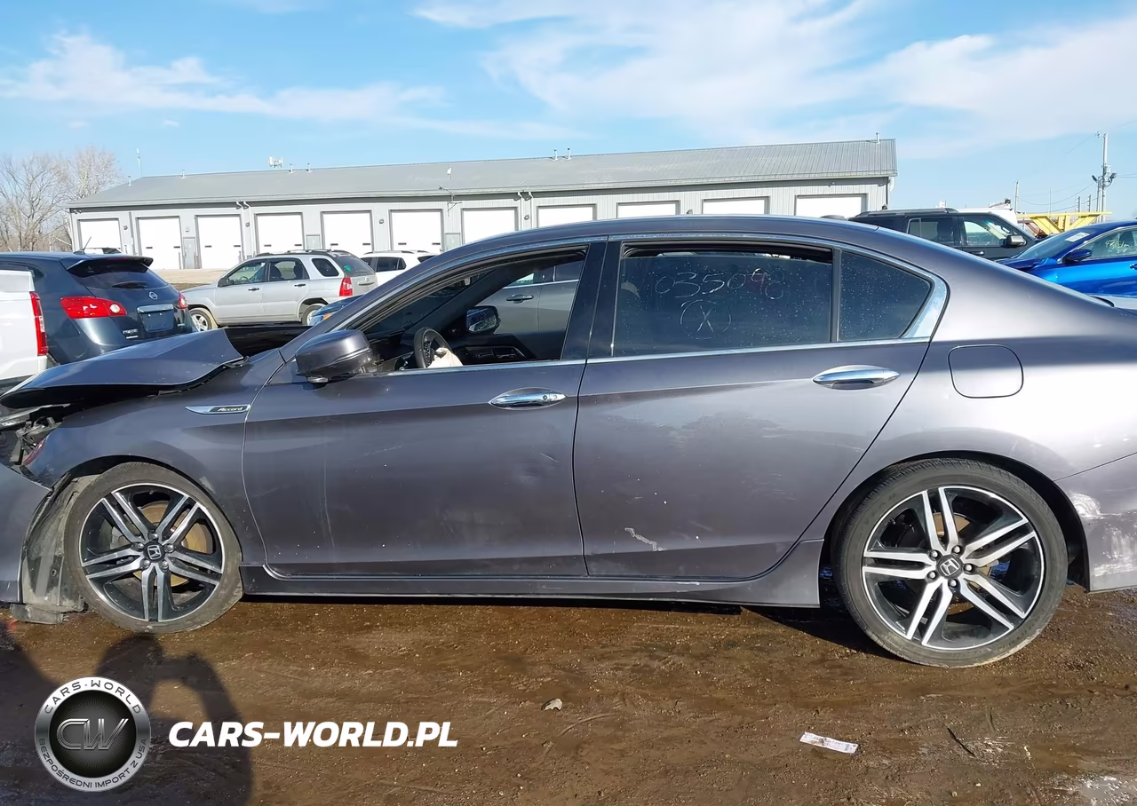 2016 Honda Accord Touring VIN:1HGCR3F97GA035098 - 13
