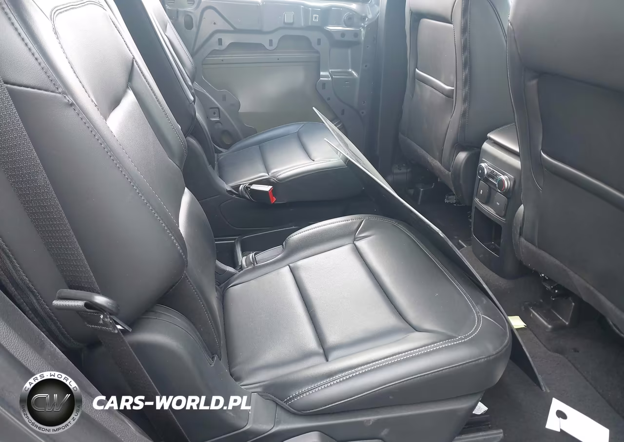 2021 Ford Explorer Xlt VIN:1FMSK8DH3MGB78561 - 8