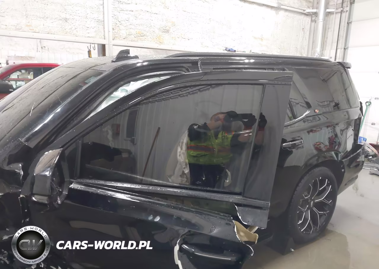 2021 Cadillac Escalade Premium Luxury VIN:1GYS4CKL0MR212530 - 14