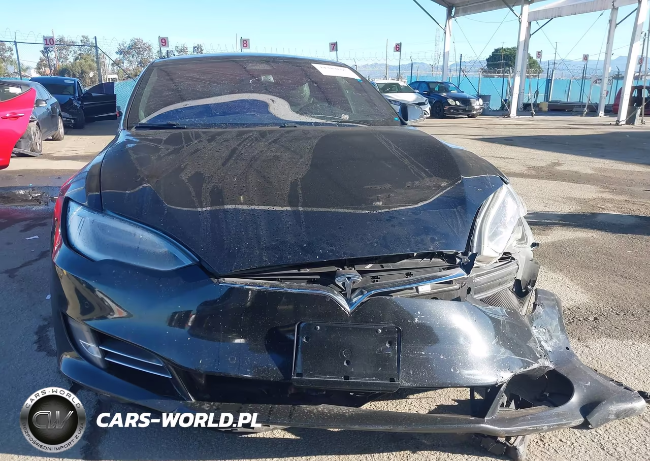 2017 Tesla Model S 60-75 VIN:5YJSA1E18HF210565 - 12
