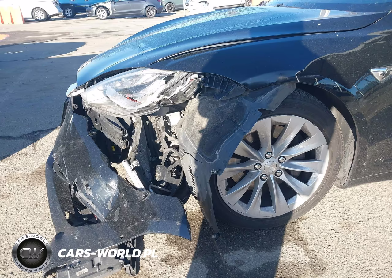 2017 Tesla Model S 60-75 VIN:5YJSA1E18HF210565 - 6