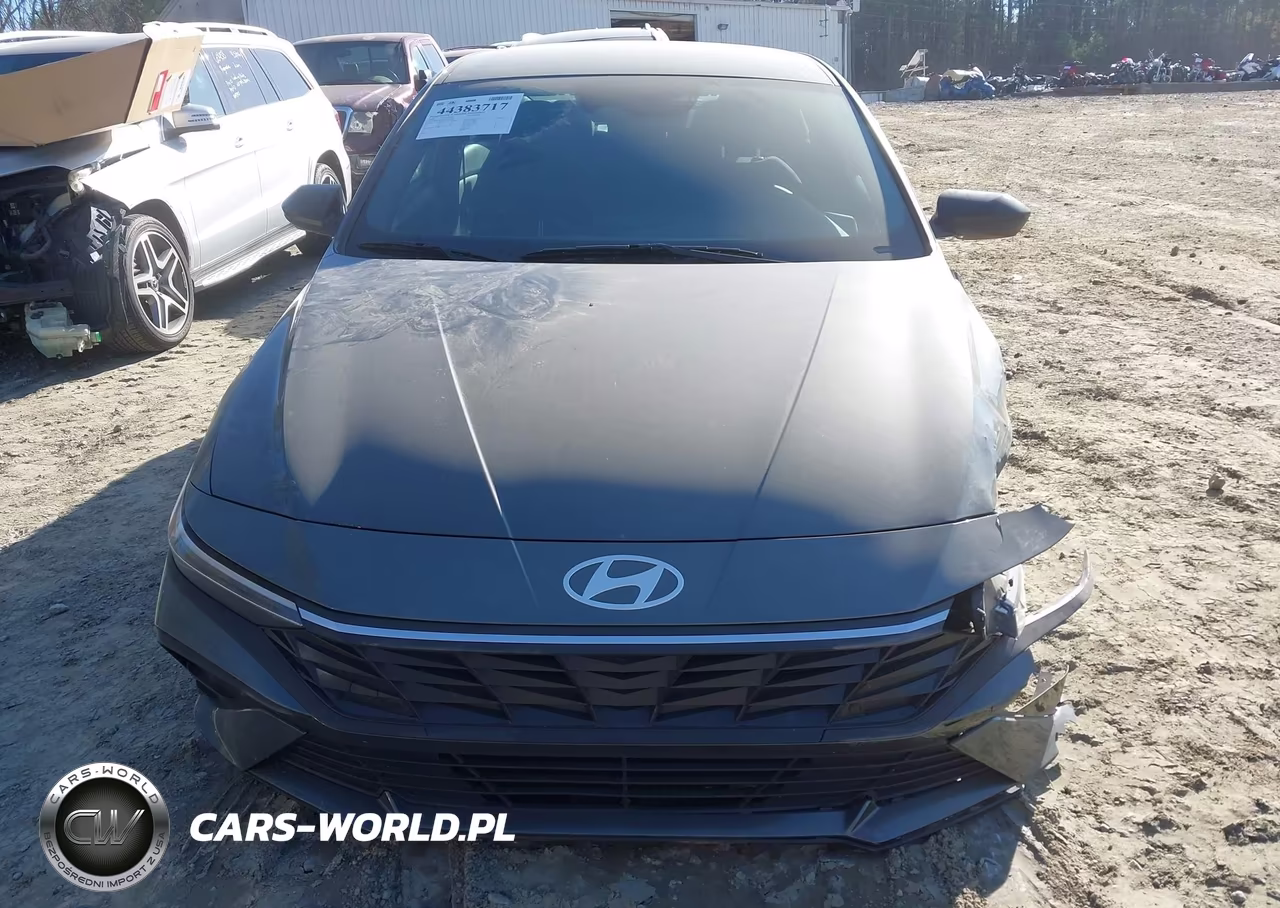 2026 Hyundai Elantra Sel Sport VIN:KMHLM4DG9TU104382 - 12